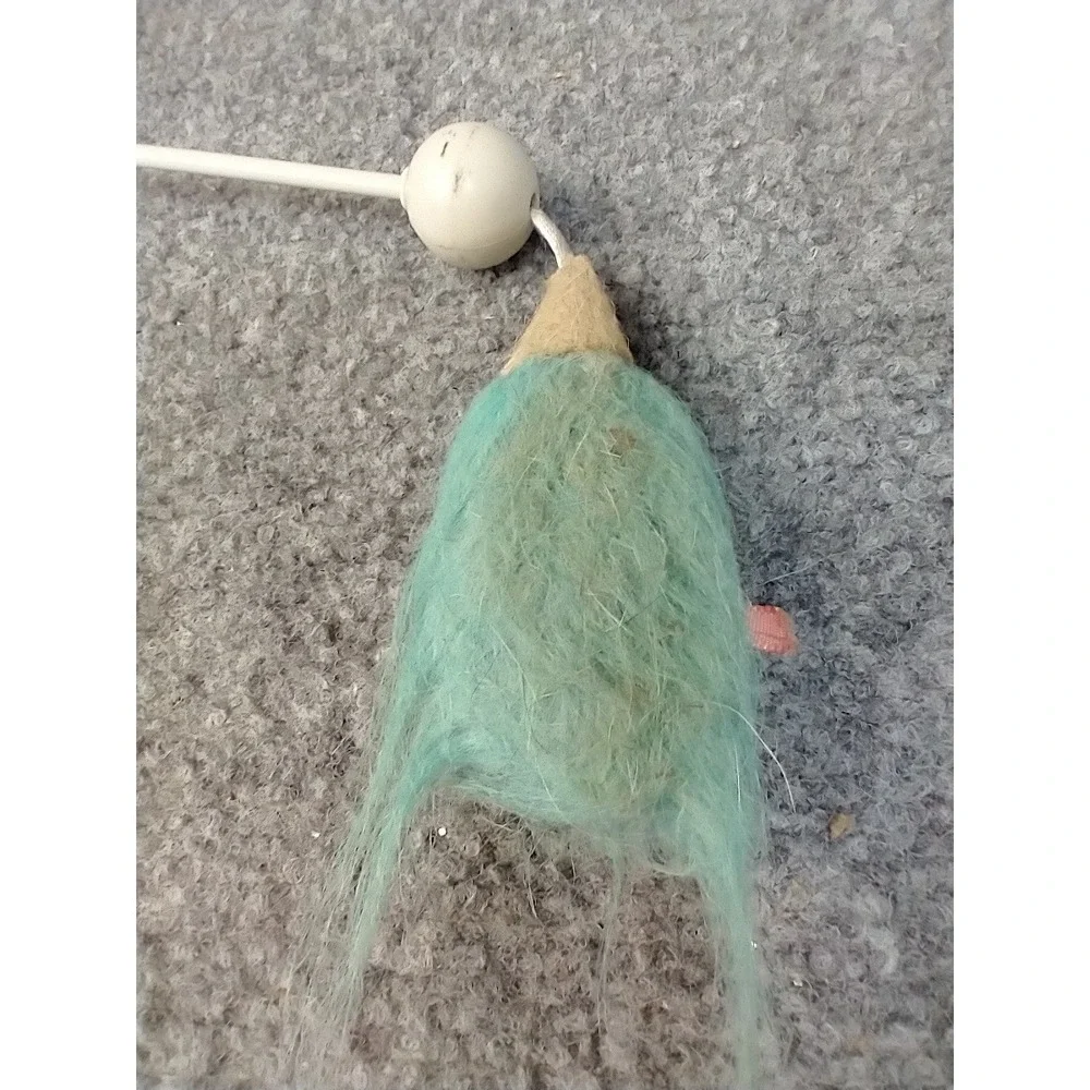 SmartyKat Skitter Spin Electronic Motion Cat Toy One Size White Teal Interactive
